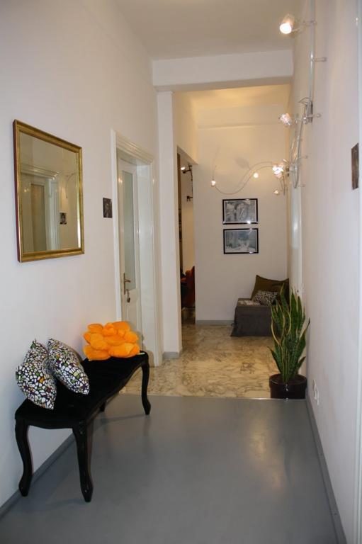 Acomodação com café da manhã  Le Sorelle Lumiere Roma